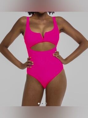 Body Glove Eli Cutout One Piece Swimsuit Pink NWT Size L